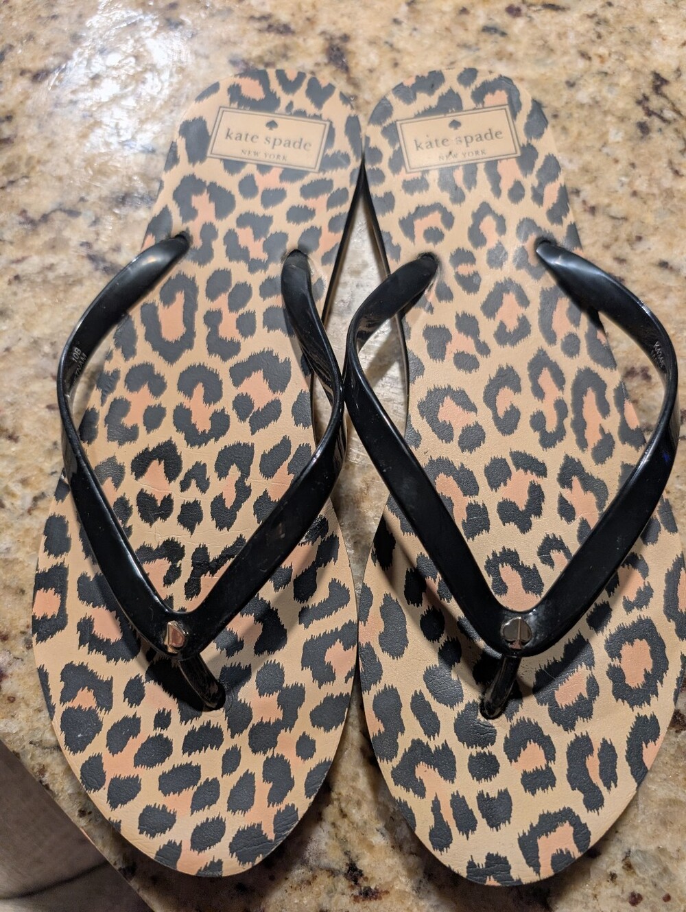 Kate Spade Flip Flops Leopard Sz 10